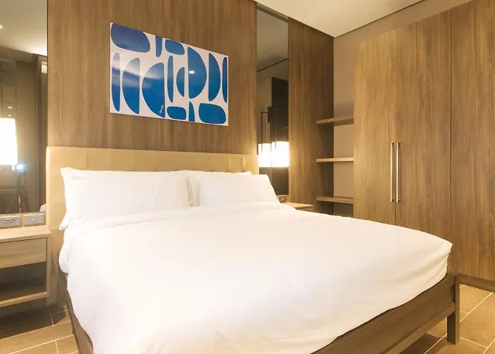 Amarah And Aiome Hotel
